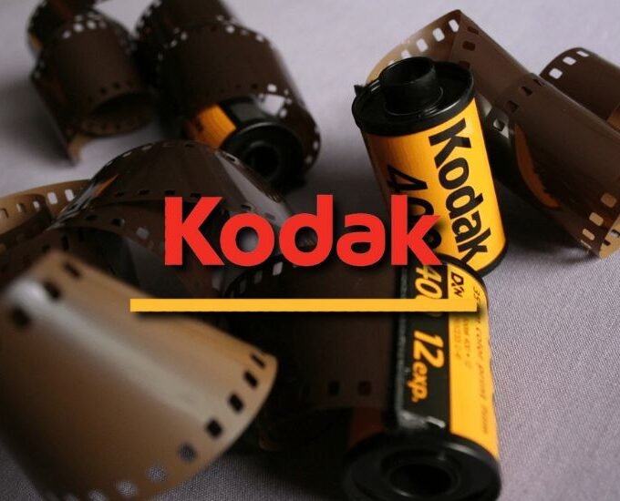 camera kodak com filmes antigos