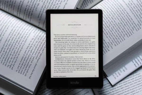 Kindle Paperwhite sob livros